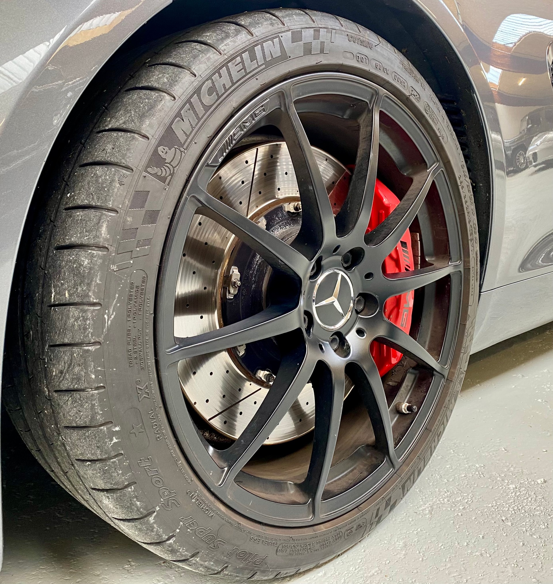 MERCEDES-BENZ AMG GT S Speedshift DCT - Image 2