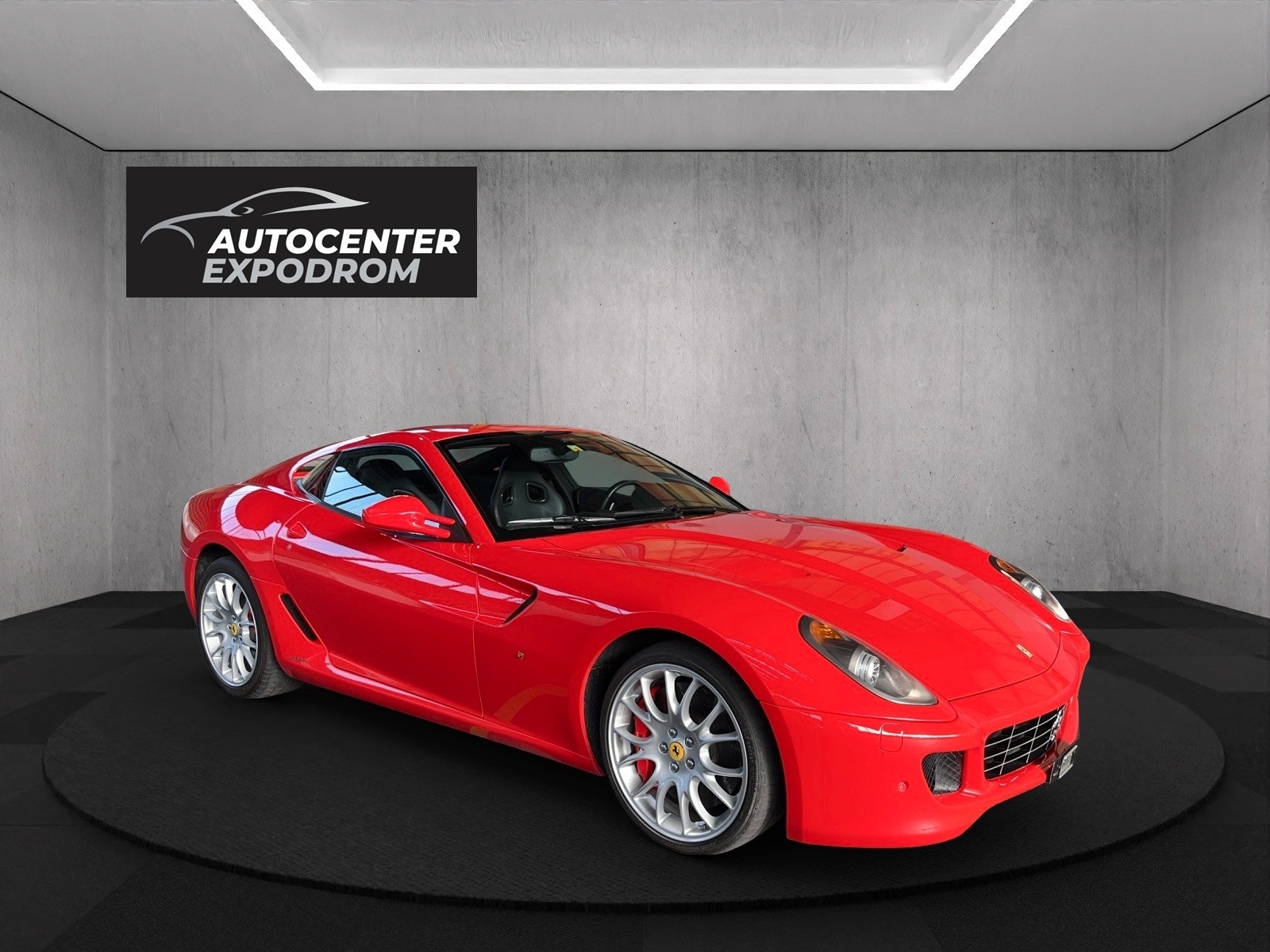 Ferrari 599 GTB – Supercar Italienne ???????? •	11/2009 | 17’500 km | 620 ch | Boîte manuelle •	1ère main ???????? | Historique Ferrari complet | Ab MFK ✔️ •	Plaisir de conduite pur, puissance et élégance Prix : CHF 169’000.– - Image 2