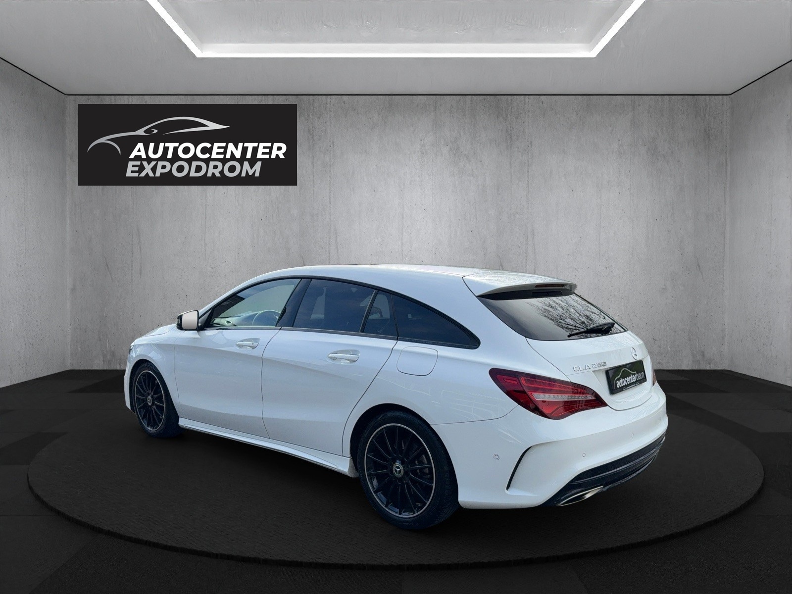 MERCEDES-BENZ CLA Shooting Brake 250 AMG Line 4Matic 7G-DCT - Image 4